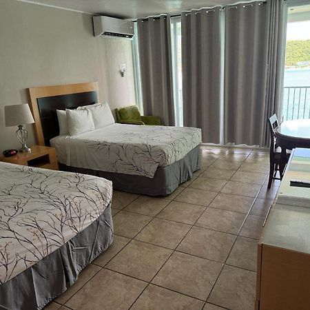 Lindbergh Bay Hotel Altona Esterno foto