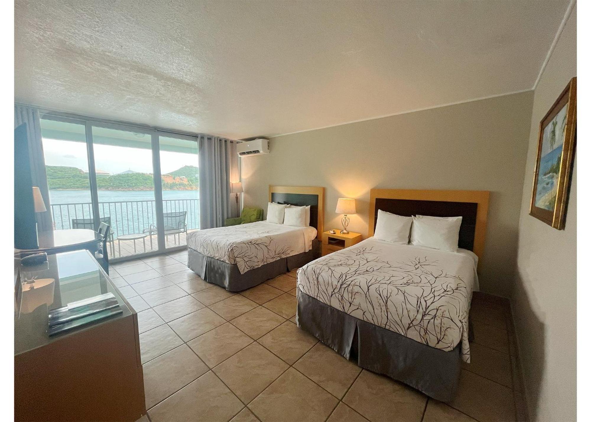 Lindbergh Bay Hotel Altona Esterno foto